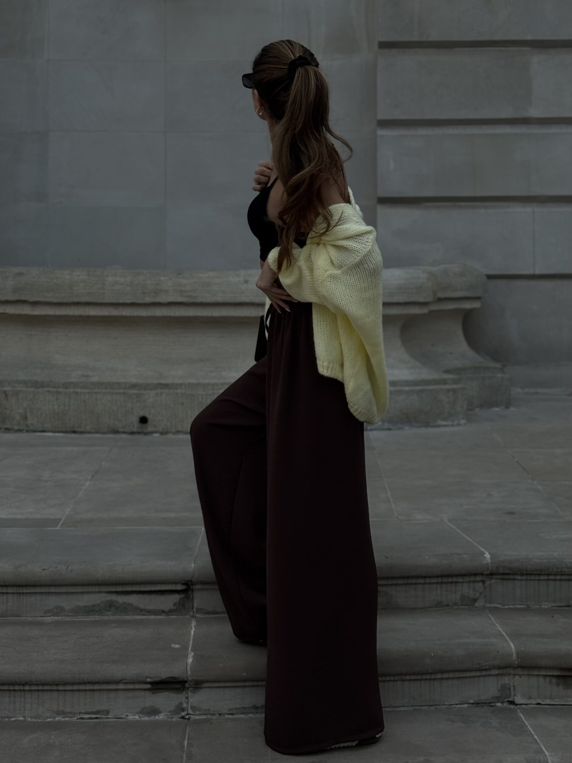 COMFY PANTS - brązowe szerokie spodnie - obrazek 4